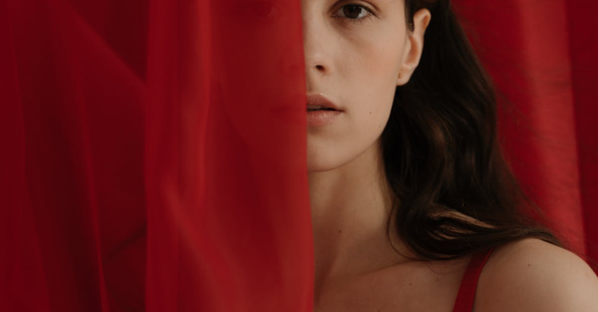 The Isolated Investigator: Uncovering the Truth Behind a Journalist’s Mysterious Disappearance